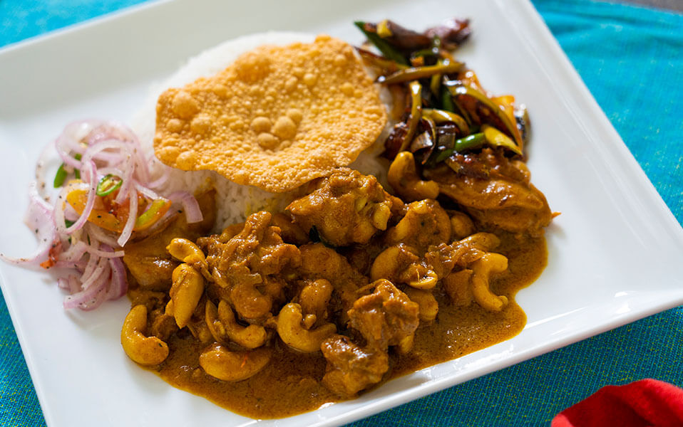 Villa Pooja Kanda - Chicken Curry